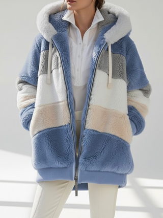Aléana™ – La veste d’hiver élégante et chaude avec capuche et fermeture éclair